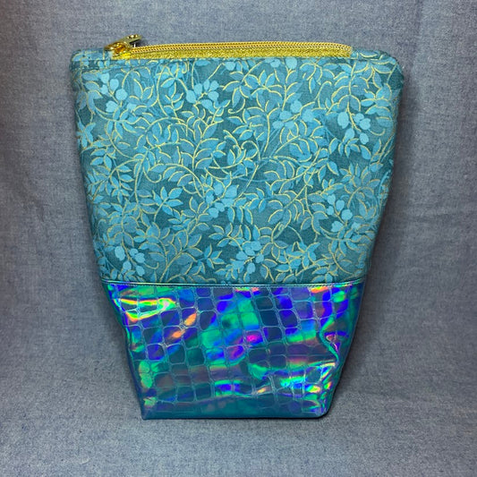 Glam pouch with metallic fabric and glimmery vinyl
